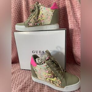 Guess 80’s inspired tennis shoes!